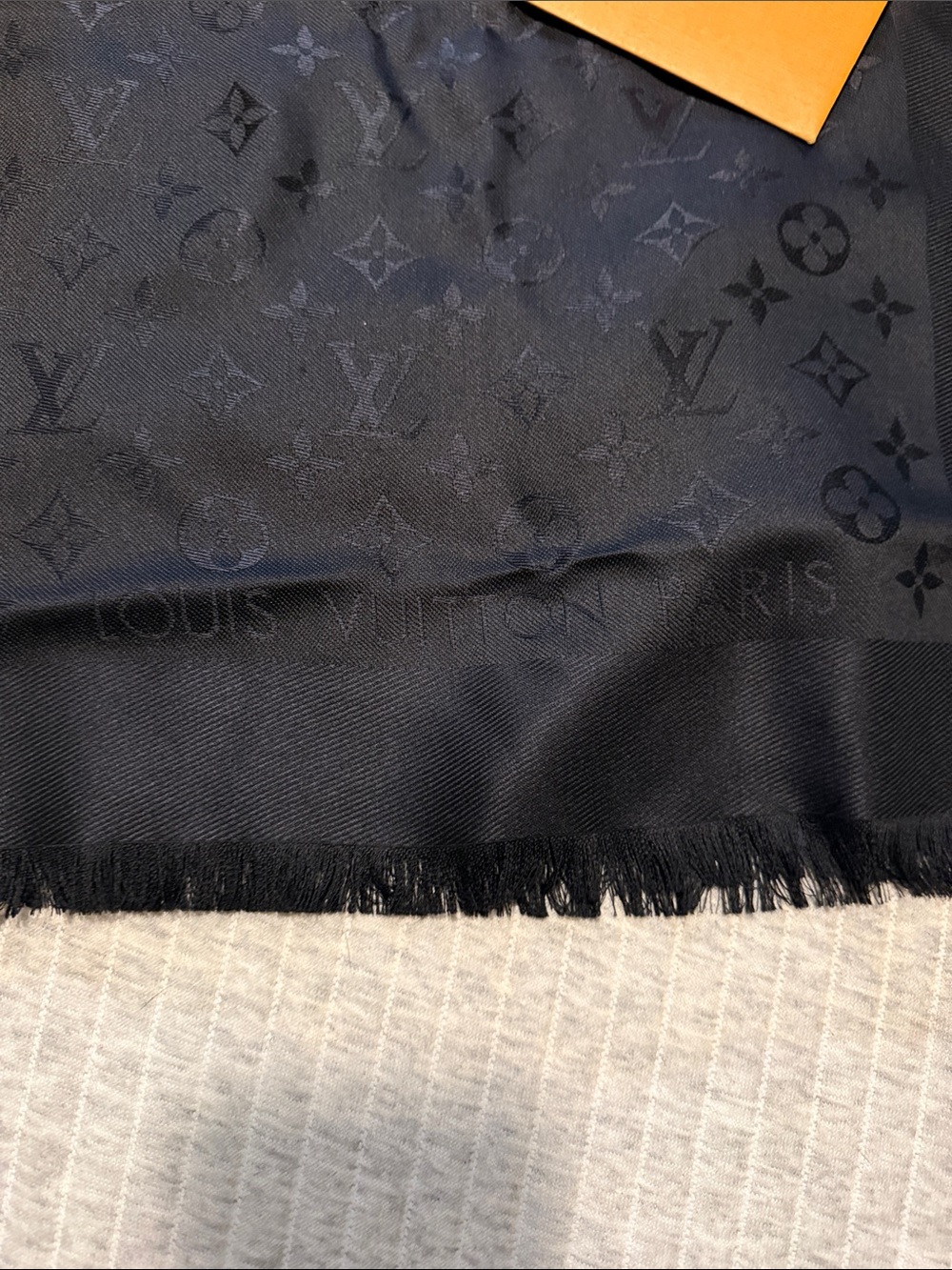 Louis Vuitton Black Monogram Shawl - Picture 3 of 5